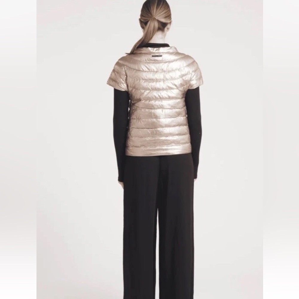 Cotes of London The St. Ives Sz XS Metallic Gold Lightweight Down Vest - Picture 5 of 10